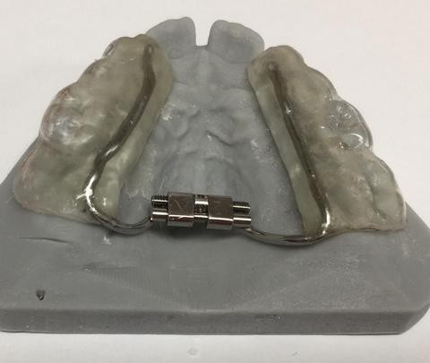 DISJONCTEUR-THERMOFORMAGE